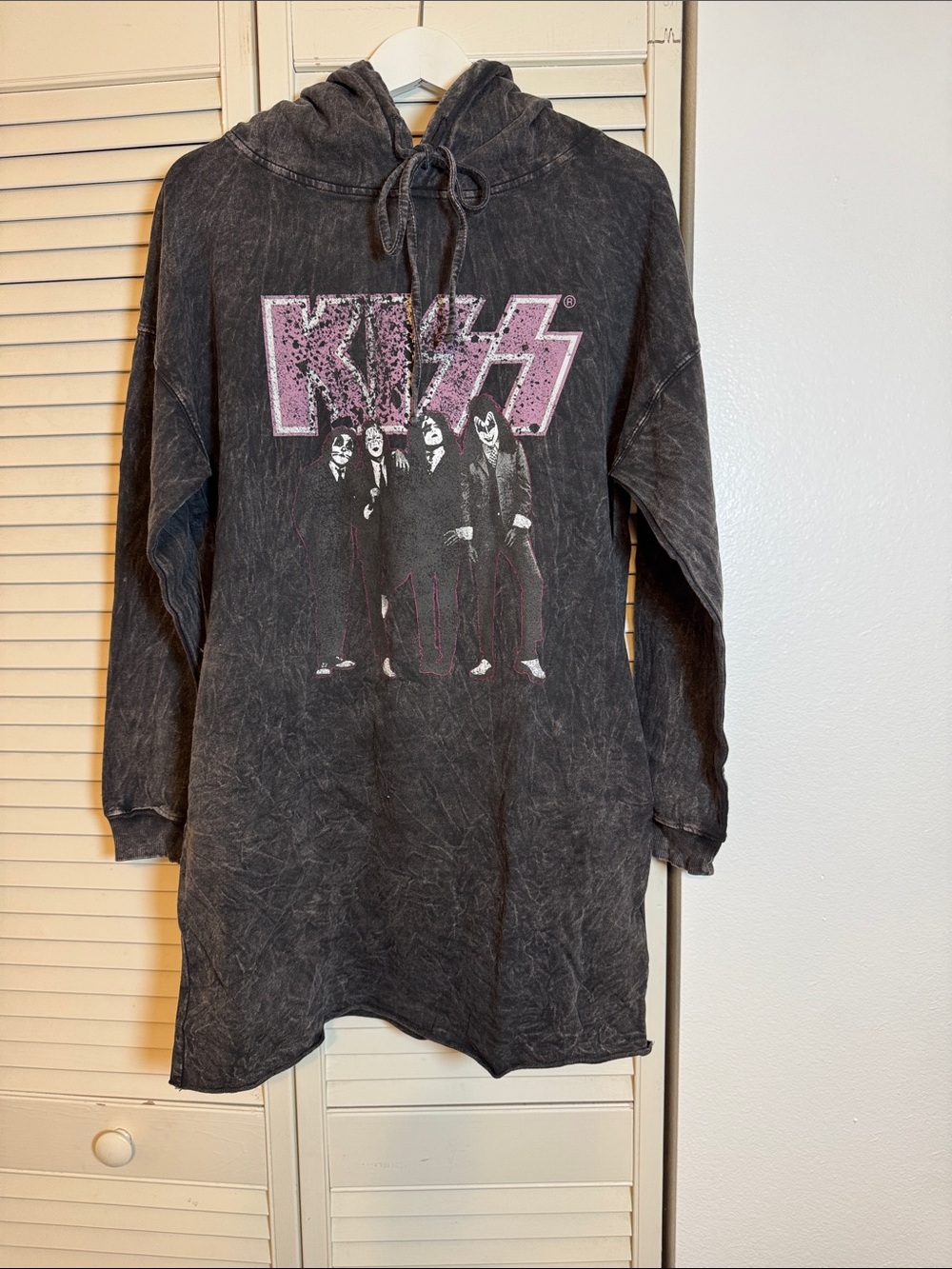 Kiss Black Washed Sweatshirt with Logo